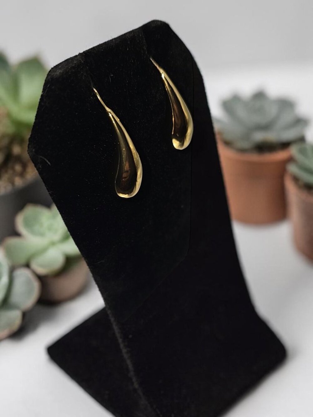 Elegant Long Water Droplet Dangle Earring